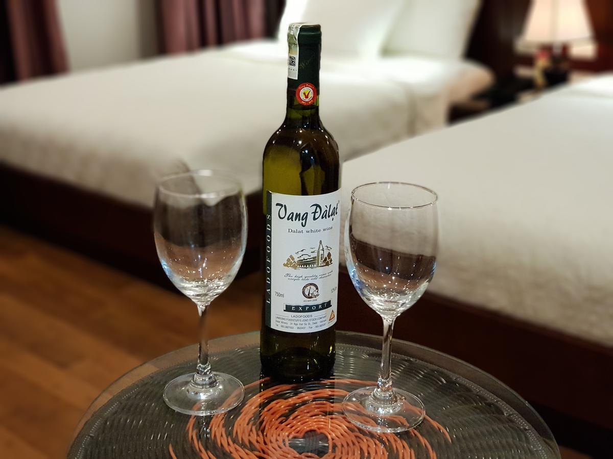 Camellia Hotel Ninh Binh Bagian luar foto